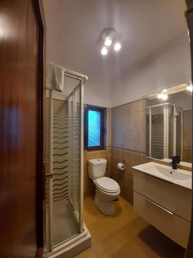 Apartamentos Esqueiro San Cosme Rum bild